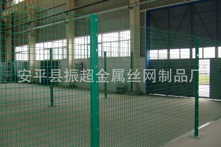 鐵絲網(wǎng)欄m.985azk.cn