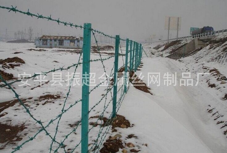 有刺鐵絲圍網(wǎng)m.985azk.cn