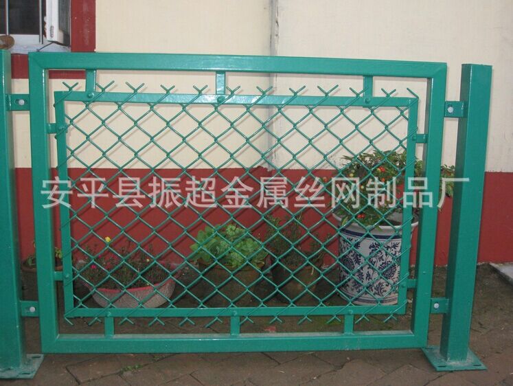 勾花護欄網(wǎng) 防護網(wǎng) 隔離網(wǎng)-m.985azk.cn